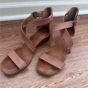 Lucky Brand Tan Leather Wedge Sandals Criss Cross Ankle Strap Size 9M